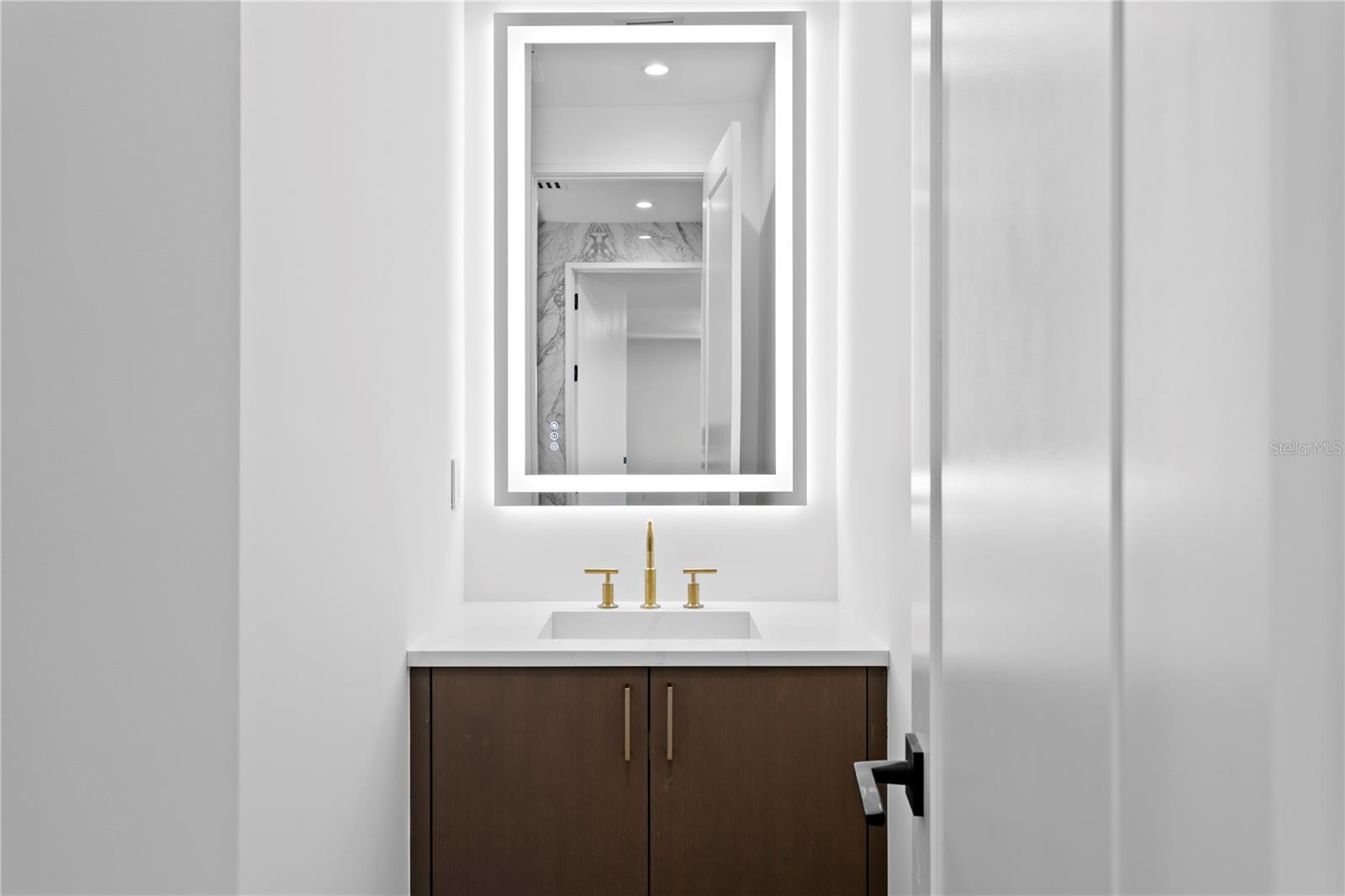 SNELL ISLE BRIGHTBAY - Residential