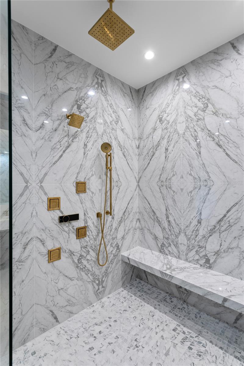 SNELL ISLE BRIGHTBAY - Residential