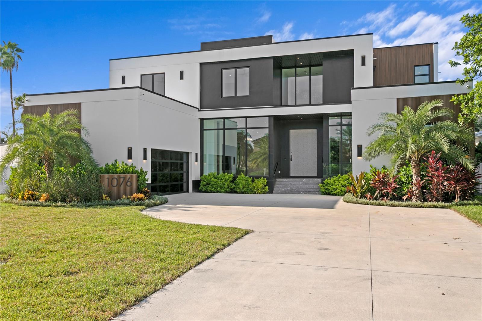 SNELL ISLE BRIGHTBAY - Residential