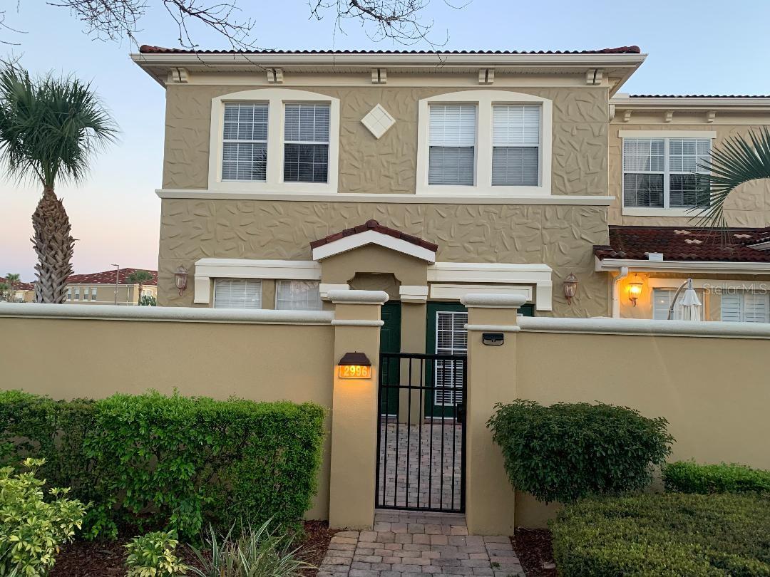 TIERRA DEL SOL - Residential Lease