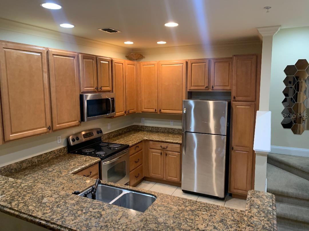 TIERRA DEL SOL - Residential Lease