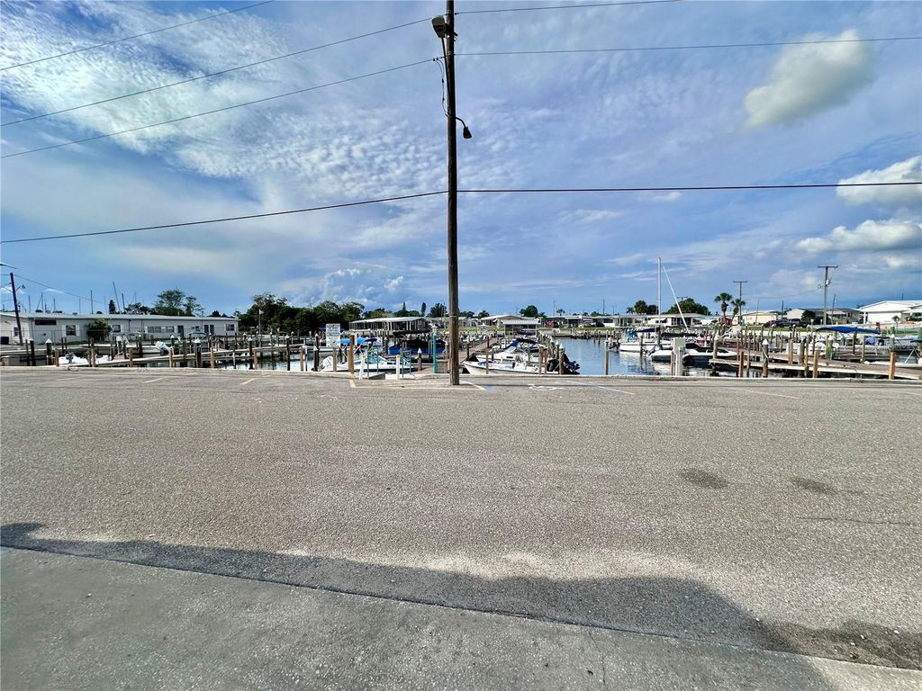 Photo of 2208 Pennsylvania Avenue, Bradenton, FL 34207 (MLS # A4680264)