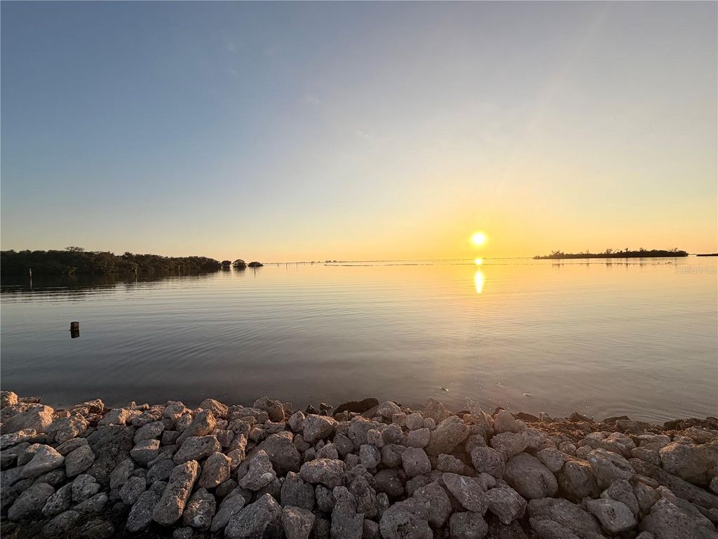 Photo of 2208 Pennsylvania Avenue, Bradenton, FL 34207 (MLS # A4680264)