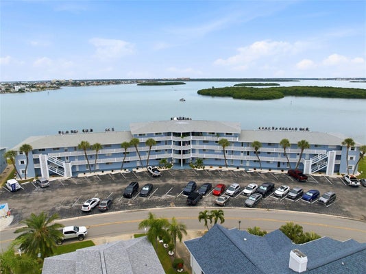 280 126TH AVE APT 104, TREASURE ISLAND, FL 33706 - Image 67c71c4e89e7e0b0a491ef34a3883608/3927027470