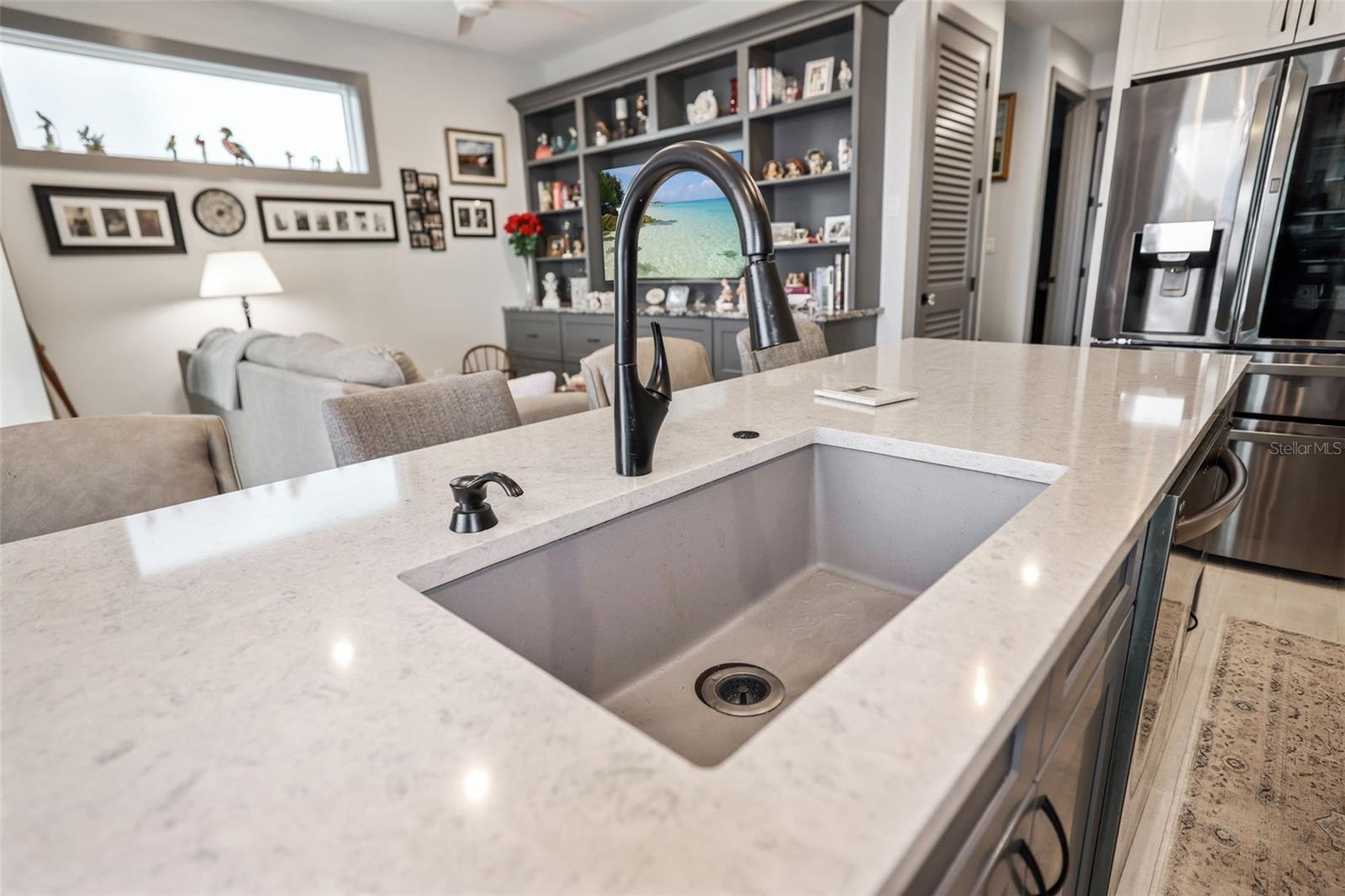 PENGUIN CABANA SUB - Residential