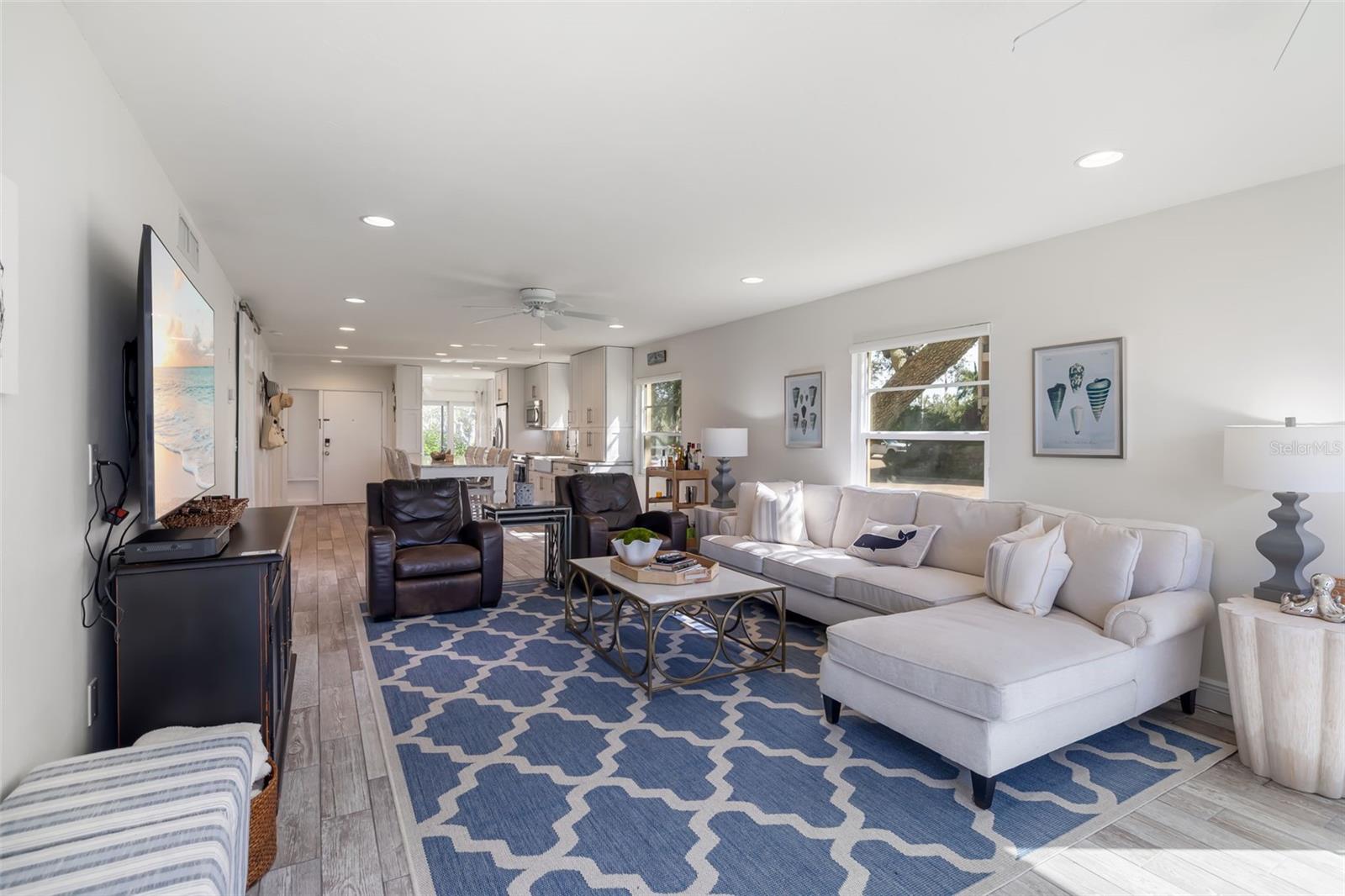 BAY TREE CLUB - Residential