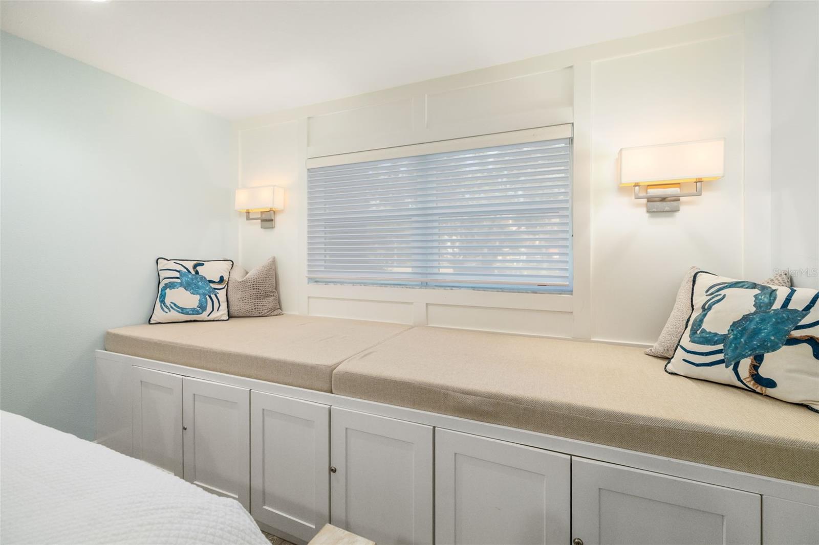 BAY TREE CLUB - Residential