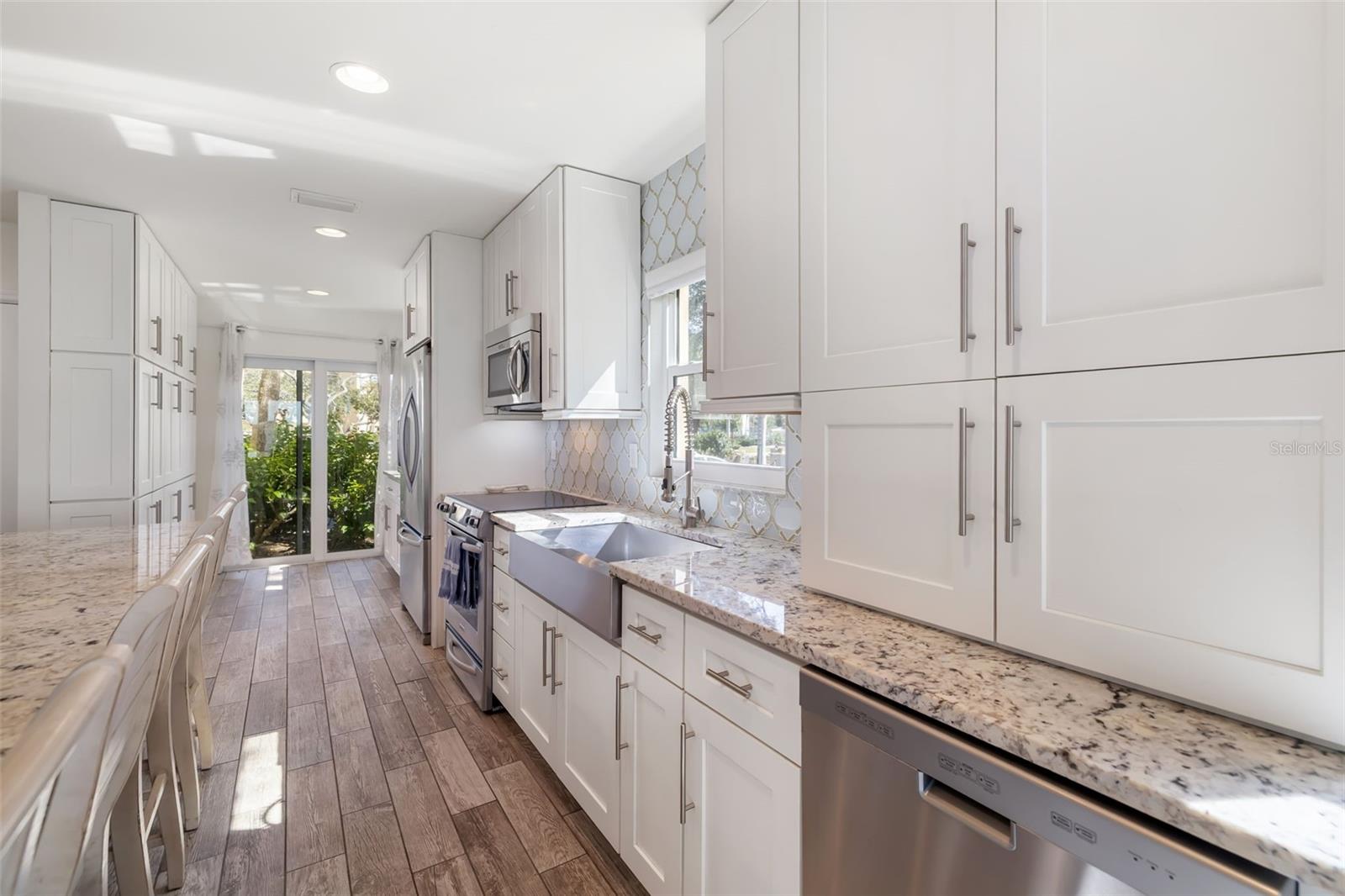 BAY TREE CLUB - Residential