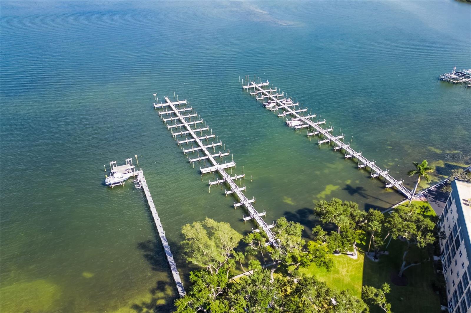 BAY TREE CLUB - Residential