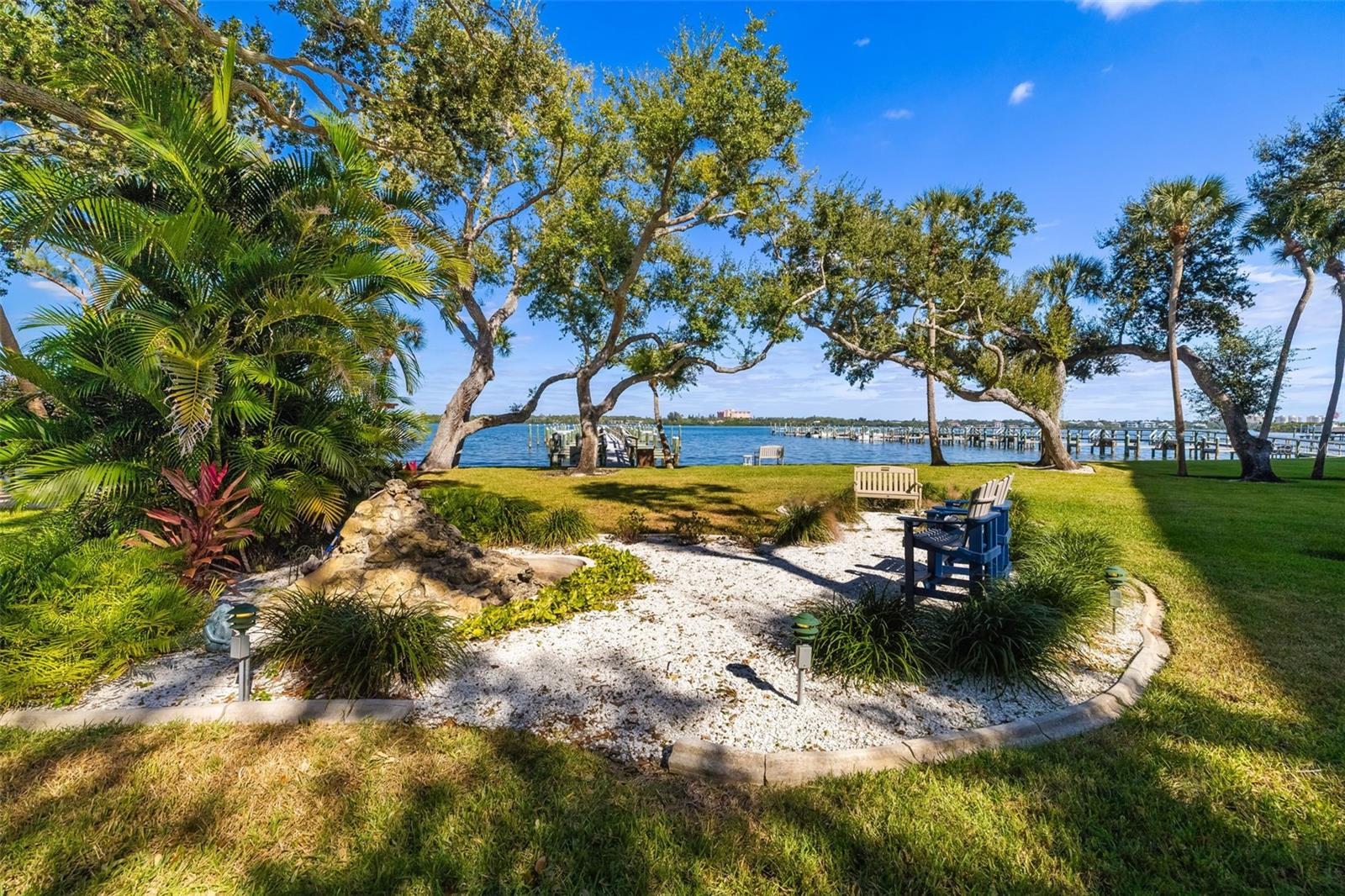 BAY TREE CLUB - Residential