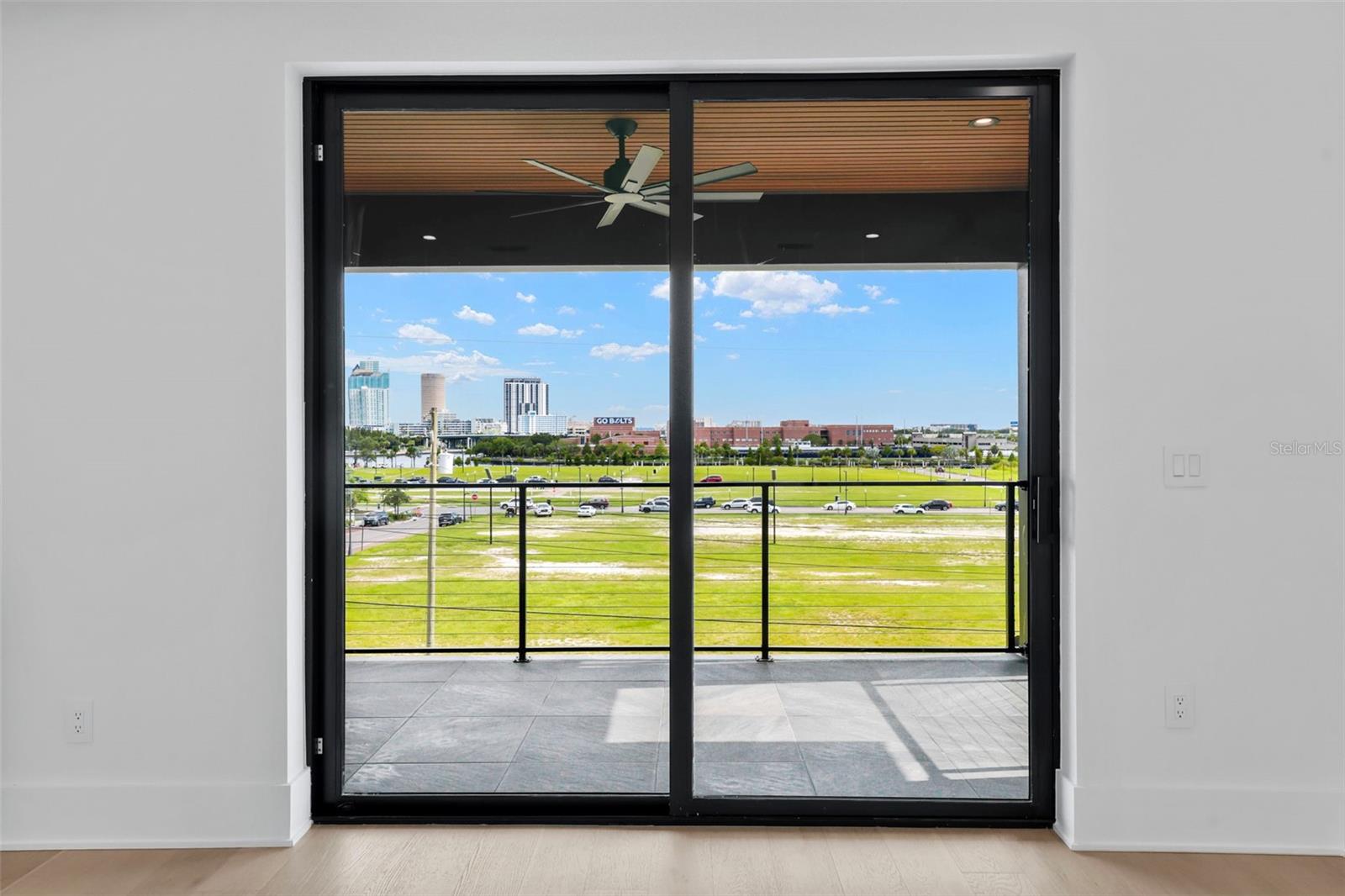 ROSS AT THE HEIGHTS TOWNHOMES - Residential Lease