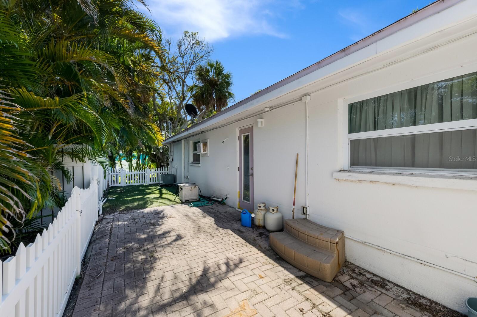 NEPTUNES GARDENS - Residential