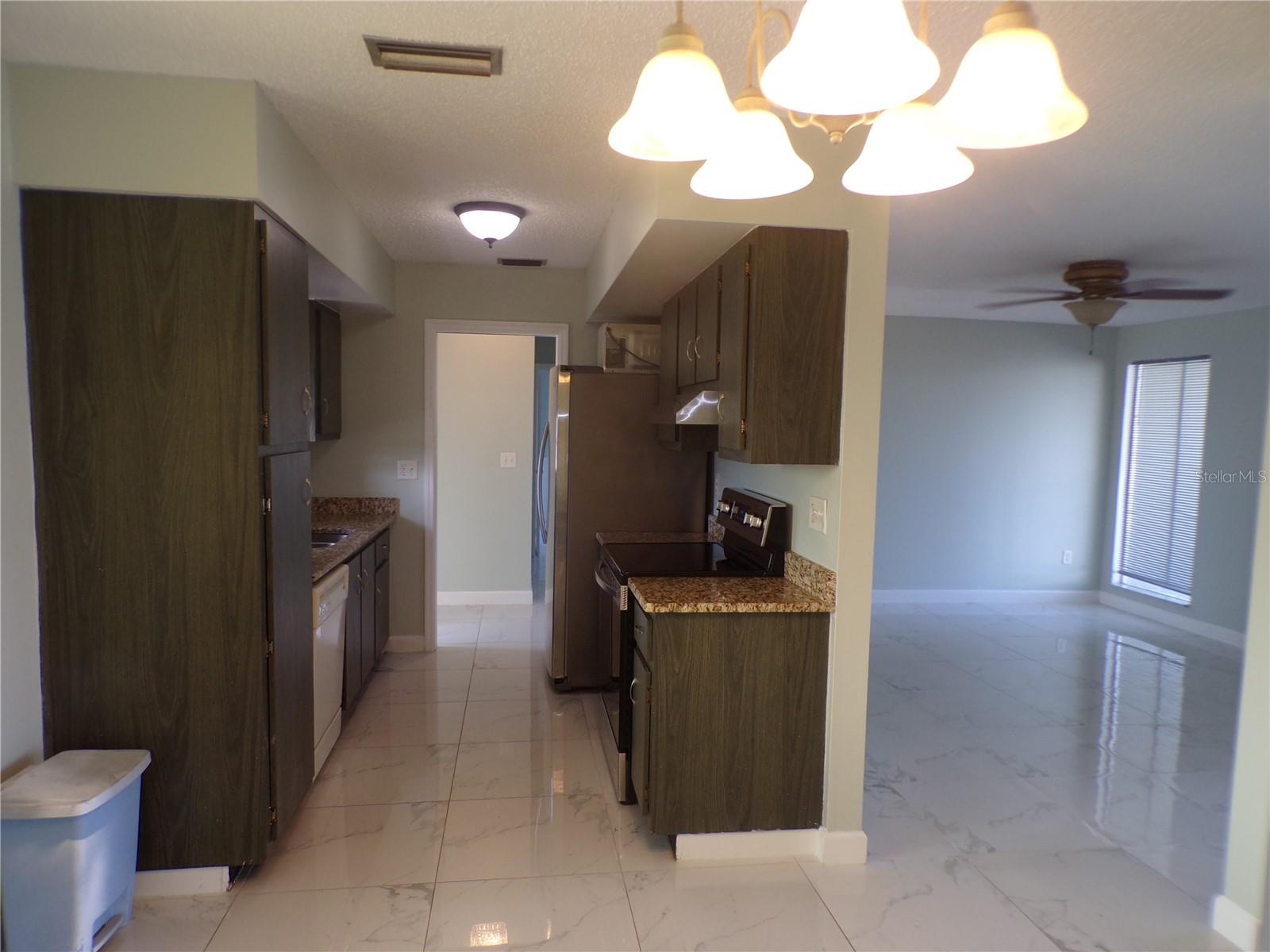 PORT CHARLOTTE SEC 39 - Residential Lease