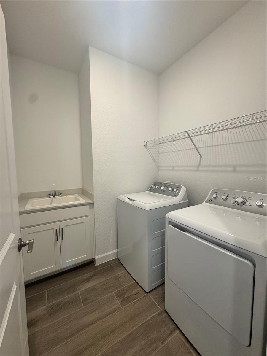 HARBOR EAST - Residential