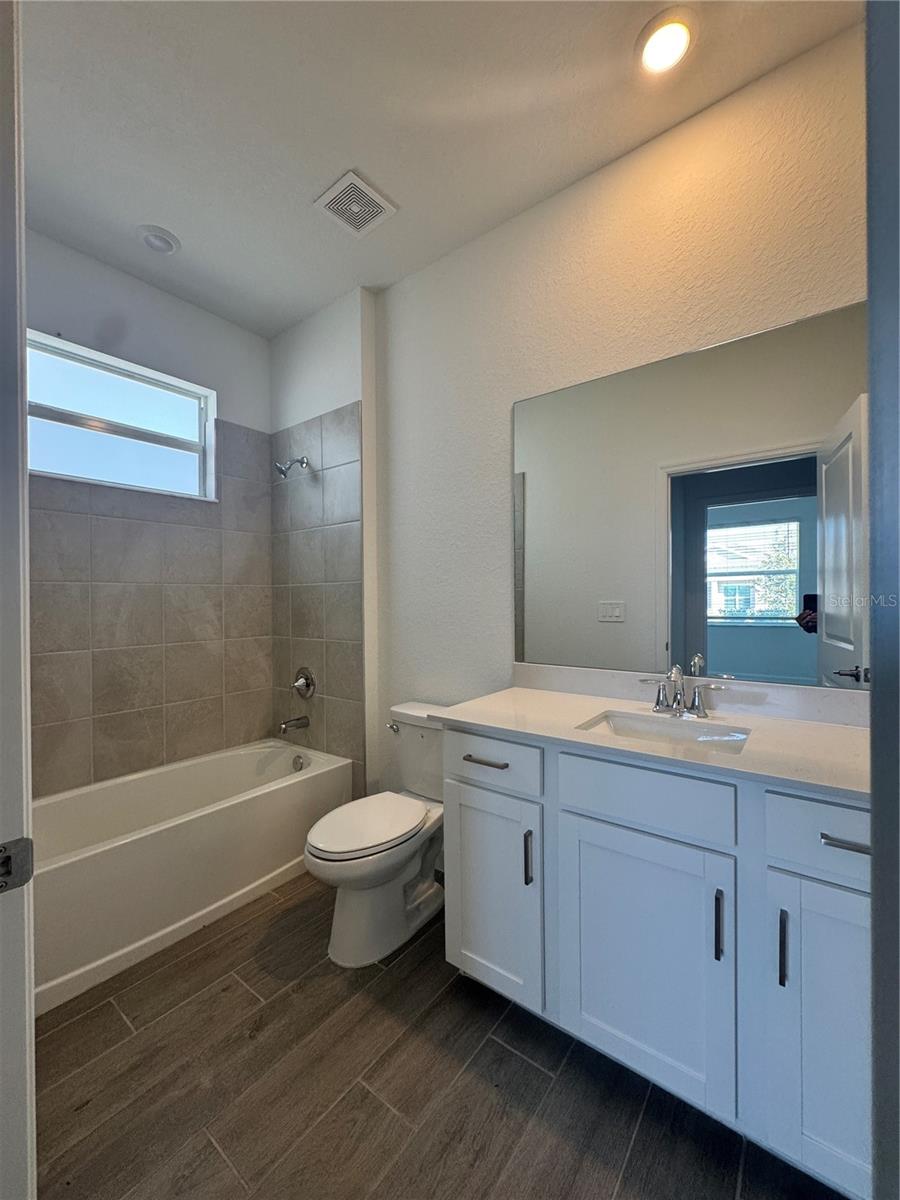 HARBOR EAST - Residential