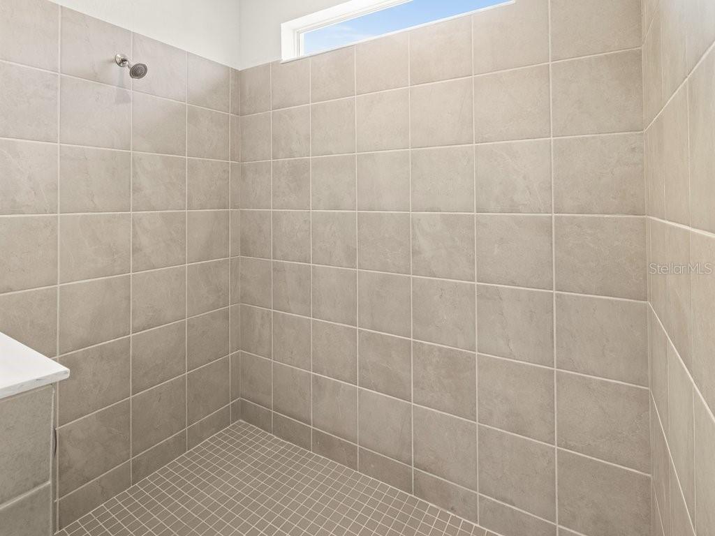 HARBOR EAST - Residential