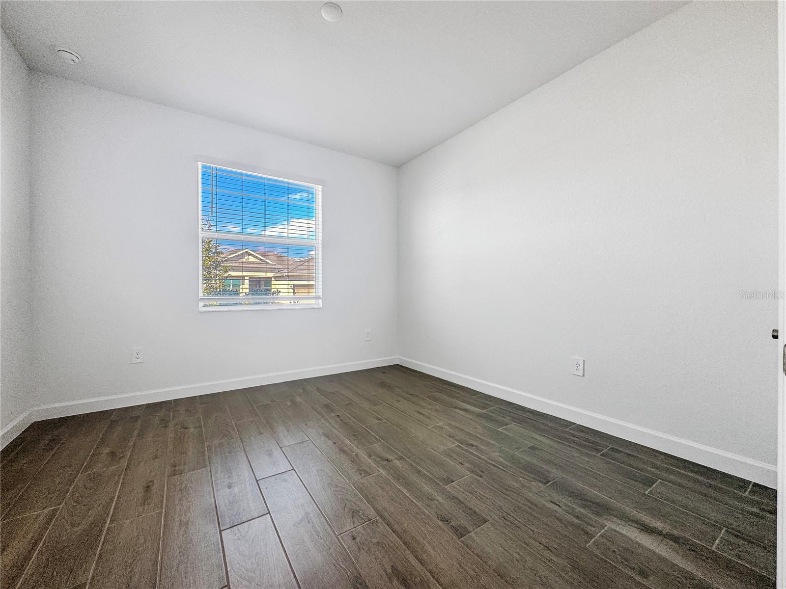 HARBOR EAST - Residential