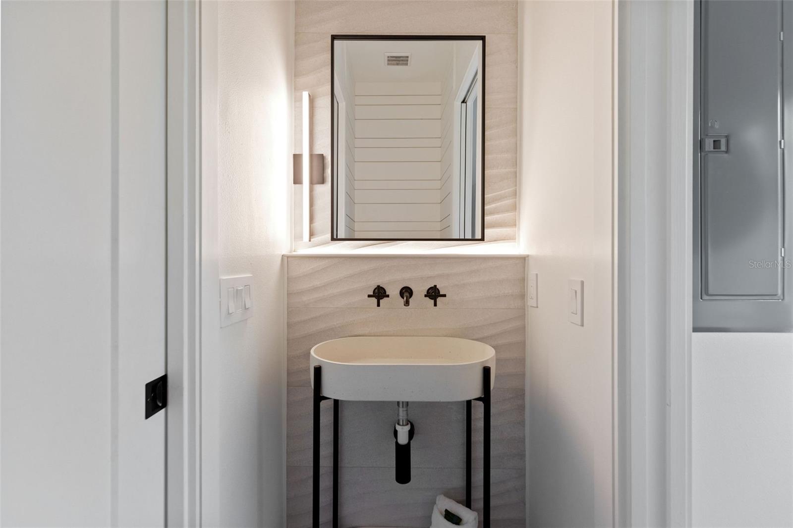 ANNA MARIA BEACH SECOND ADD - Residential