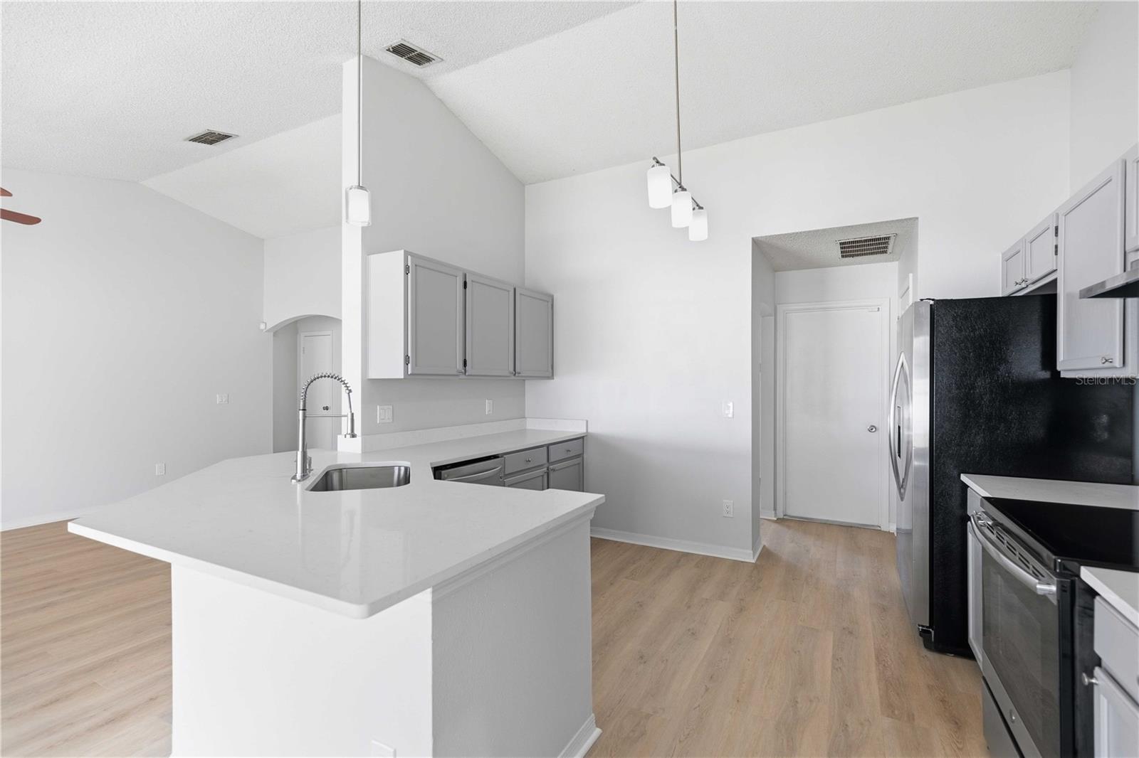 PEPPER MILL SEC 11 - Residential