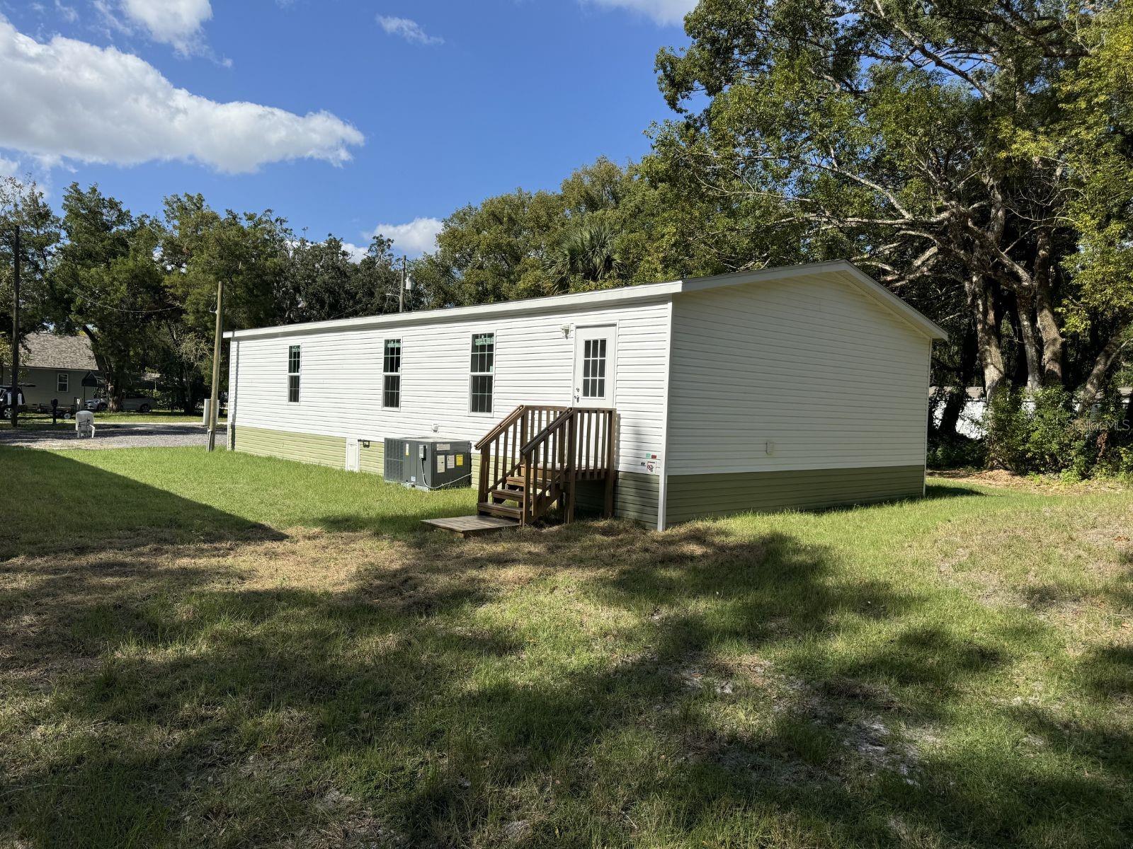 MOON LAKE ESTATES - Residential