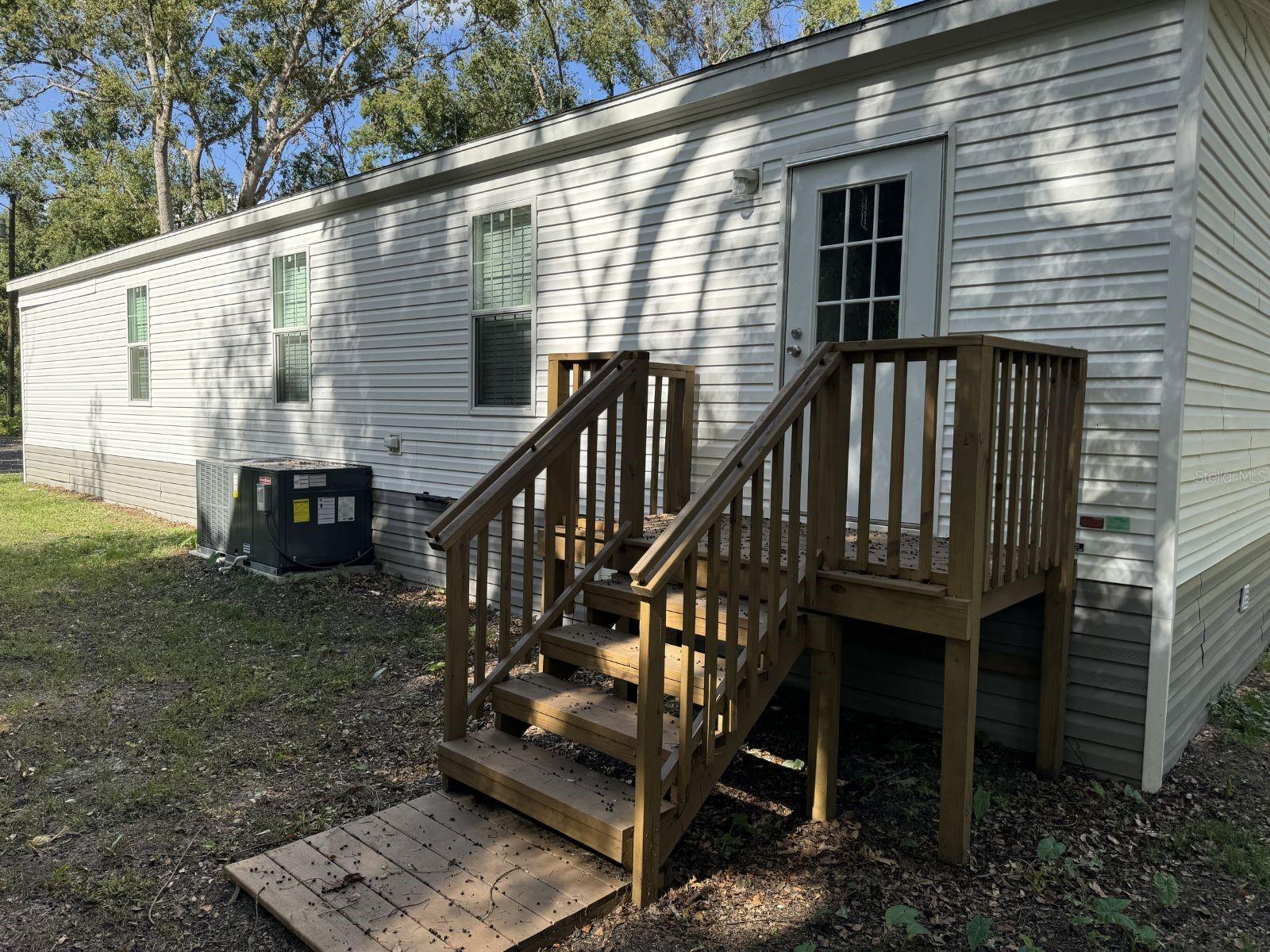 MOON LAKE ESTATES - Residential