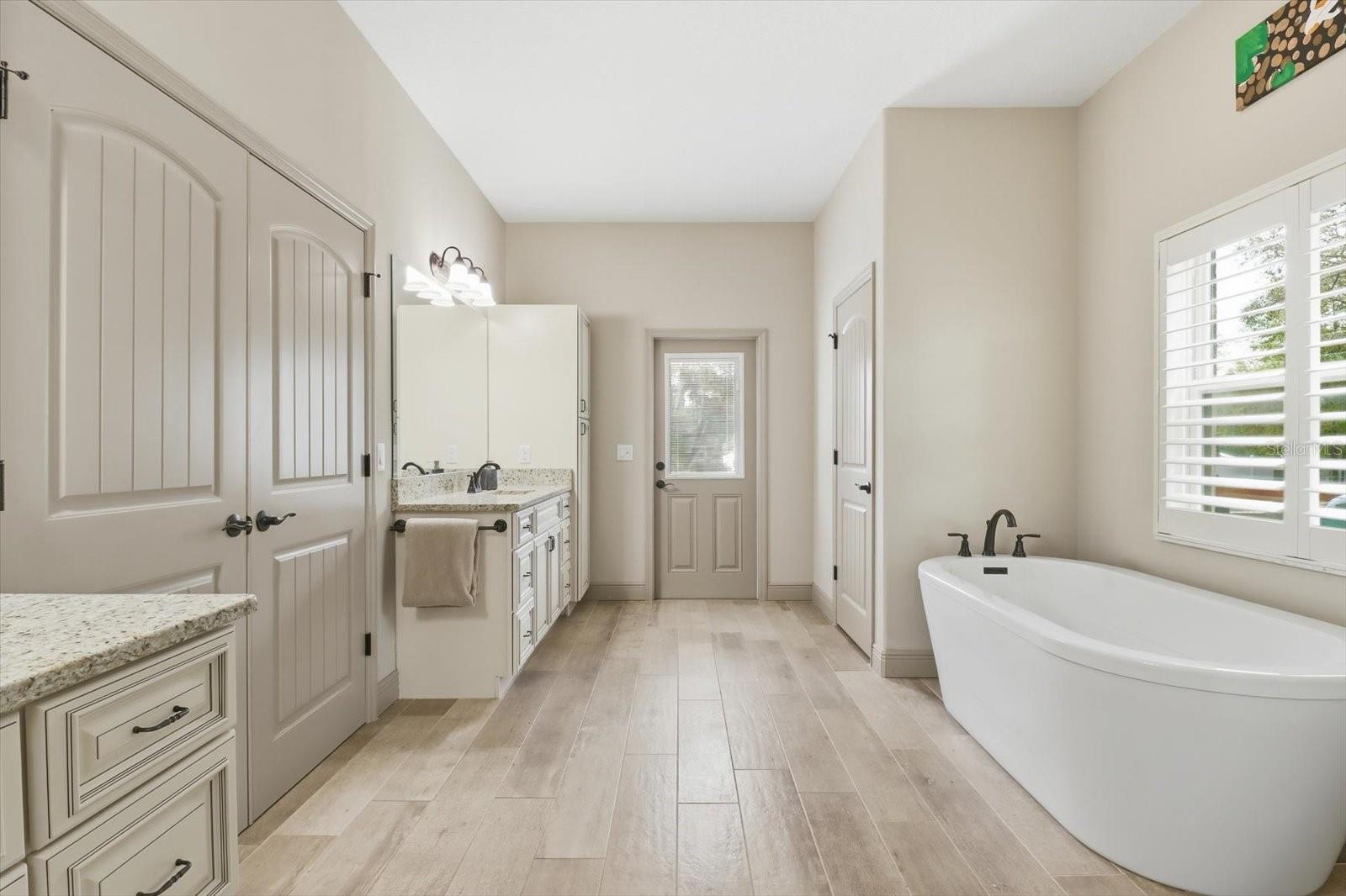 PINE RIDGE UNIT 03 - Residential