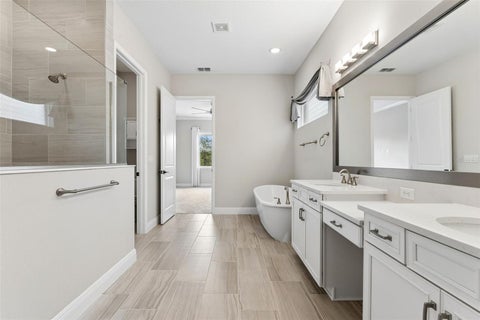 Tiny photo for 15714 Vetta Drive, Montverde, FL 34756 (MLS # G5117328)