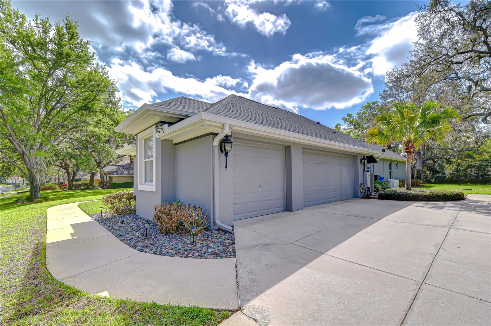 CANTERBURY OAKS - Residential