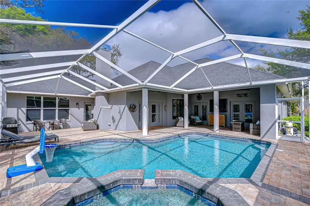 Photo of 5104 Sylvan Oaks Drive, Valrico, FL 33596 (MLS # TB8489301)