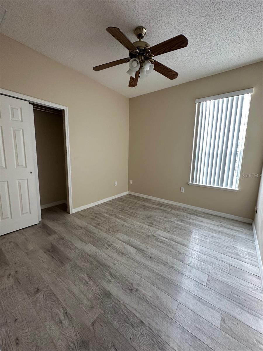 HUNTCLIFF PARK 51 48 - Residential