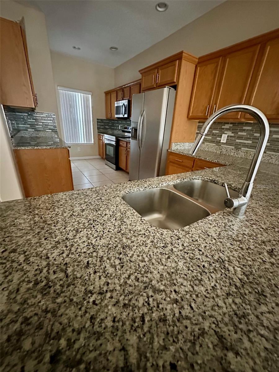 HUNTCLIFF PARK 51 48 - Residential