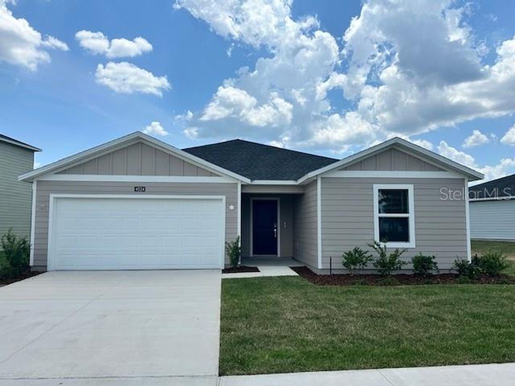 Photo of 4534 SW 84th Street Road, Ocala, FL 34476 (MLS # OM713190)