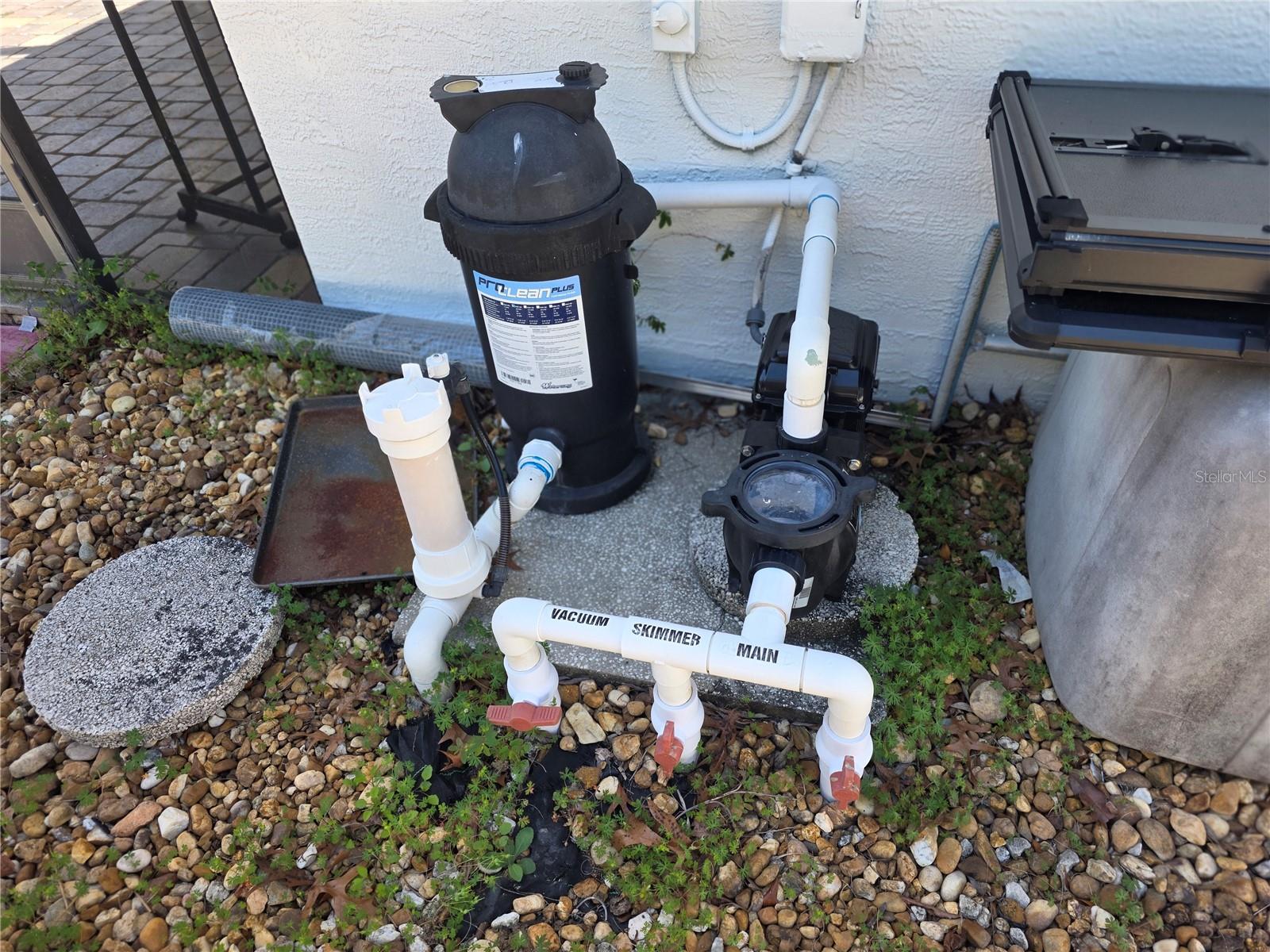 SPRING HILL - Residential