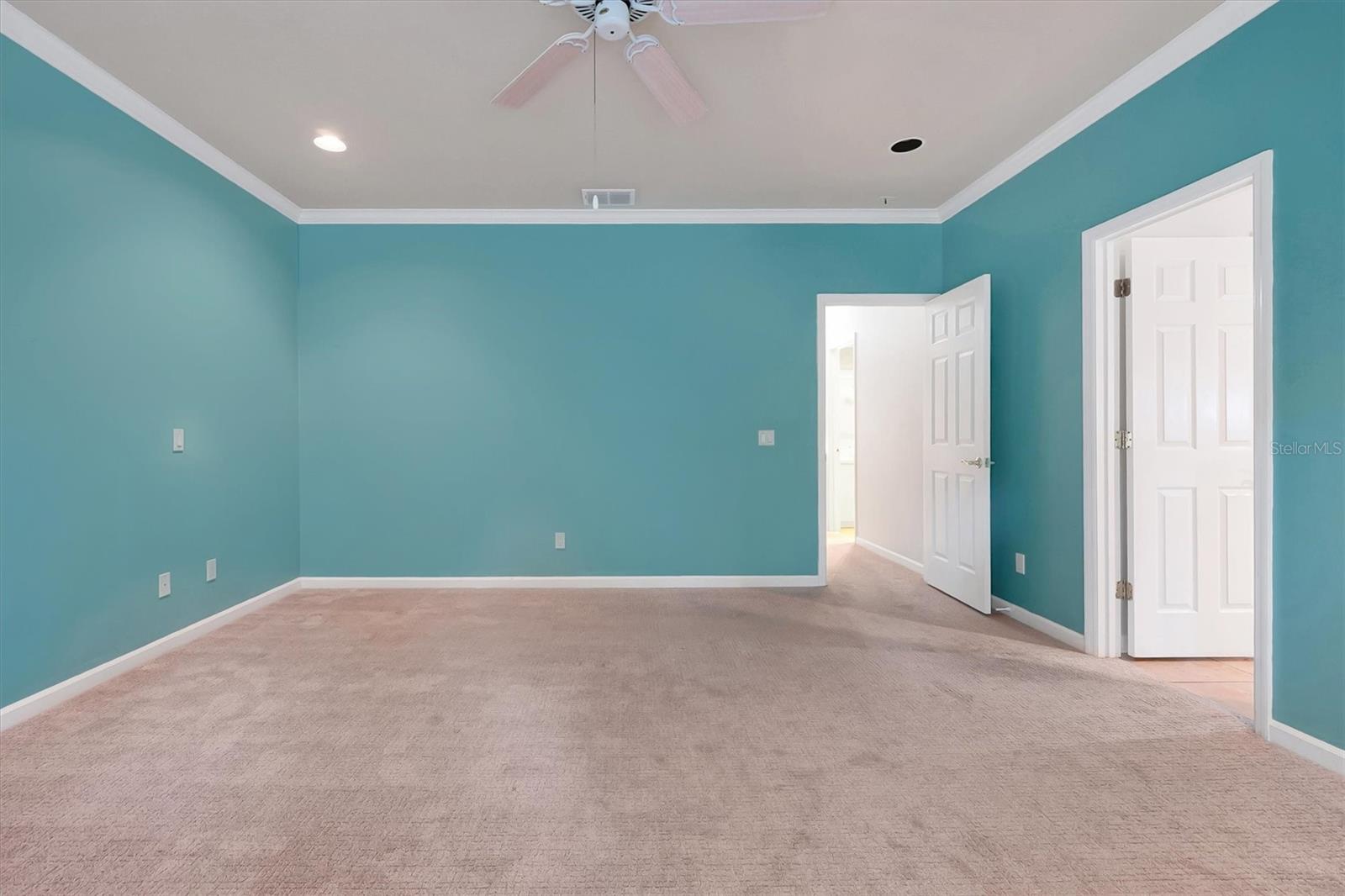 HARBOUR ESTATES - Residential