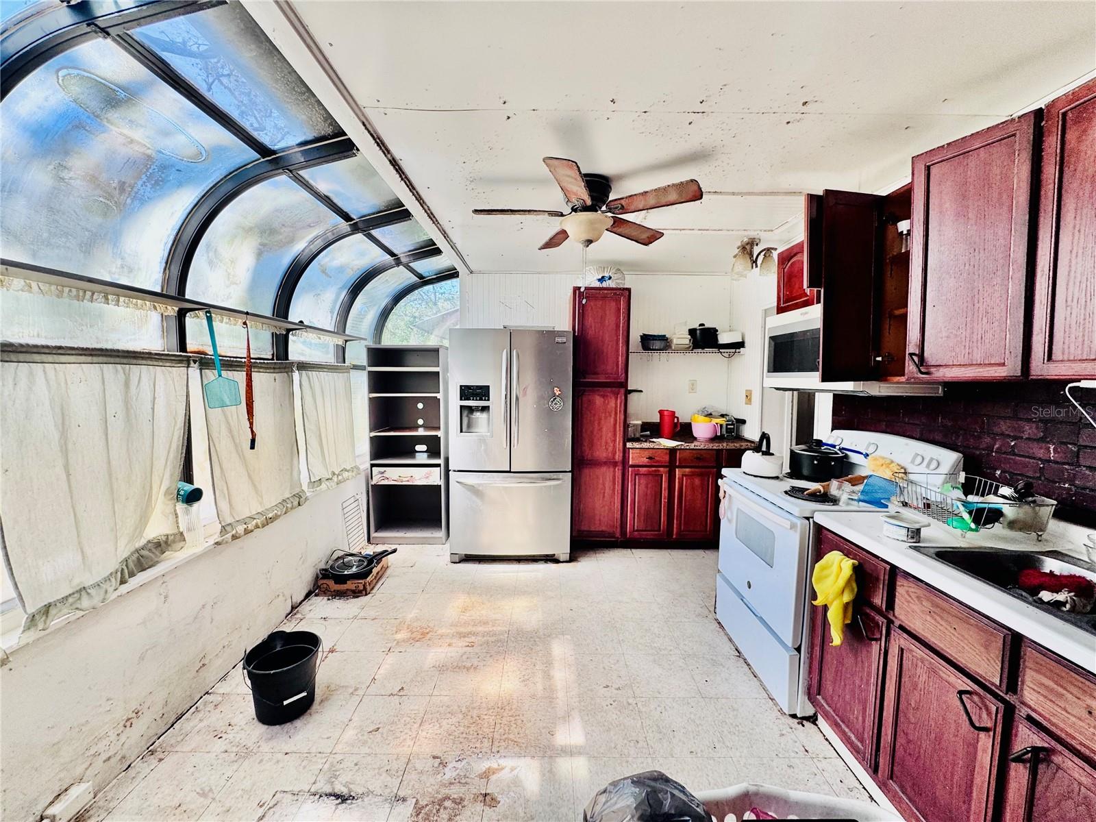 PROVOST UNREC - Residential