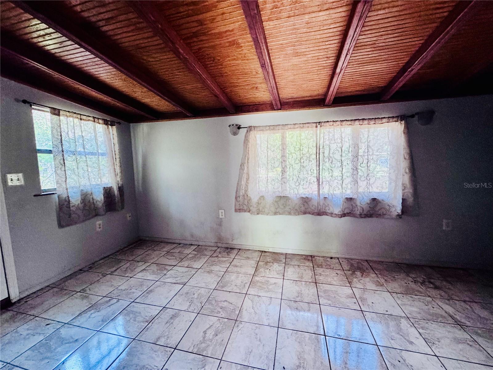 PROVOST UNREC - Residential