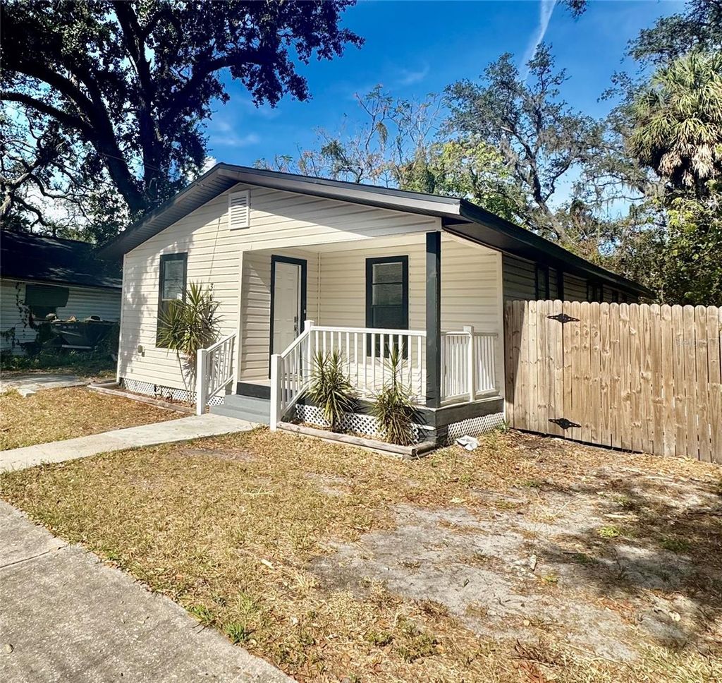 Photo of 3106 E 23rd Avenue, Tampa, FL 33605 (MLS # TB8452704)