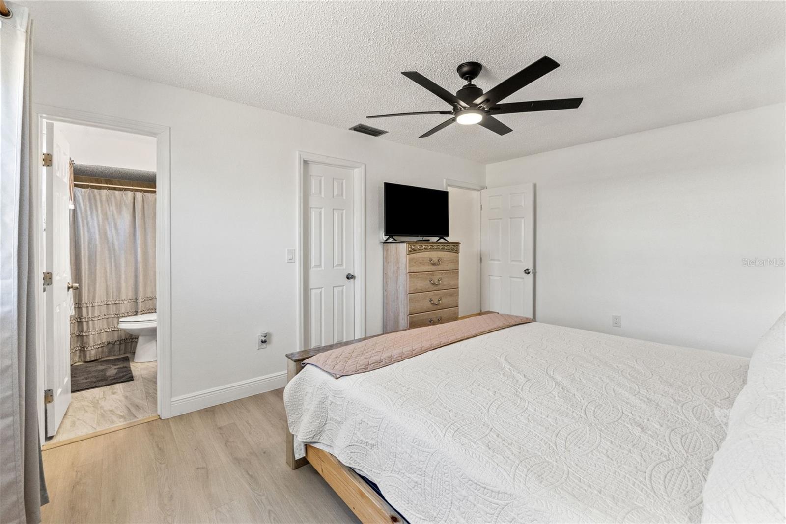 SEA PINES - Residential