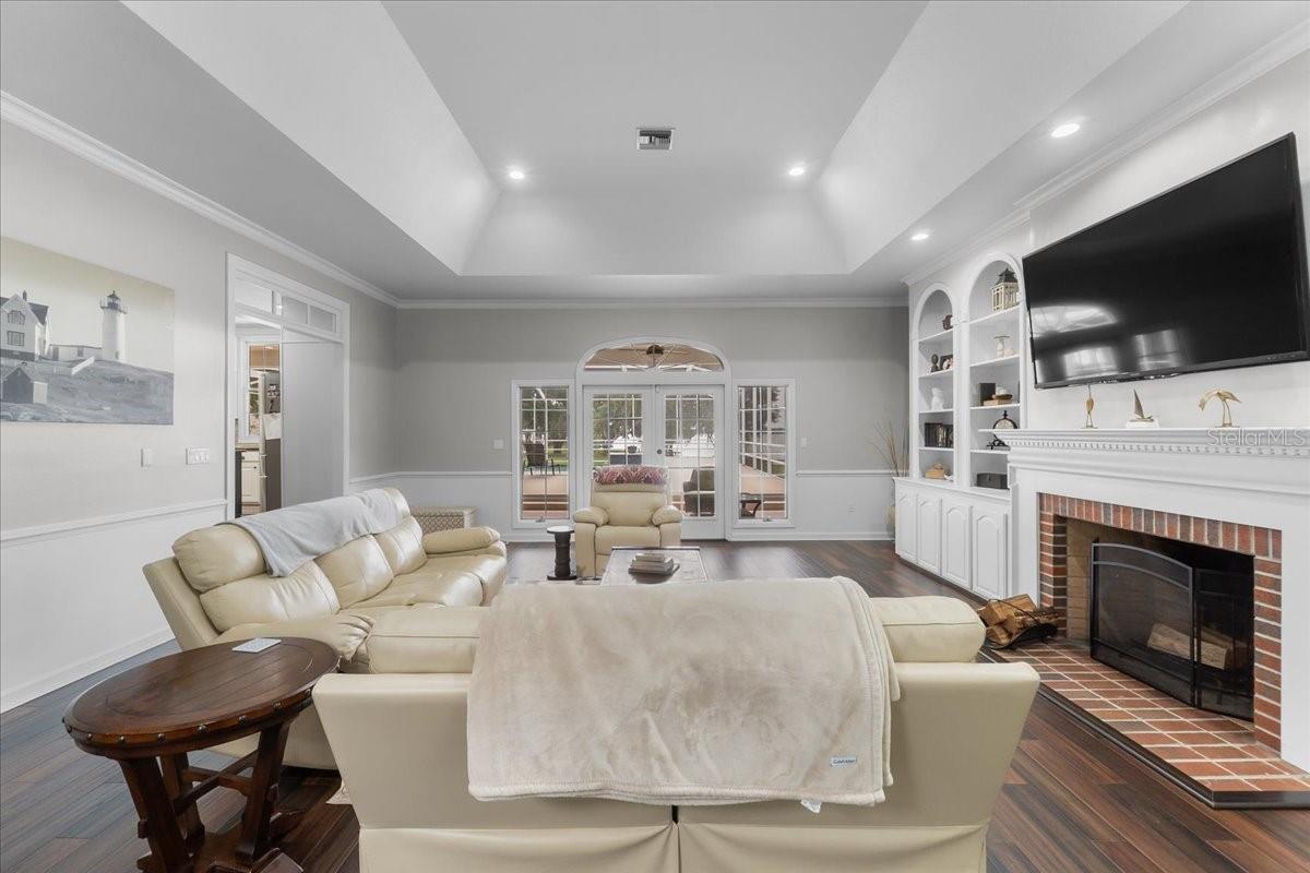 GAINES COVE - Residential