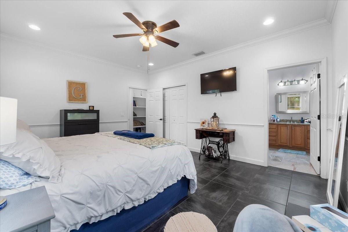 GAINES COVE - Residential