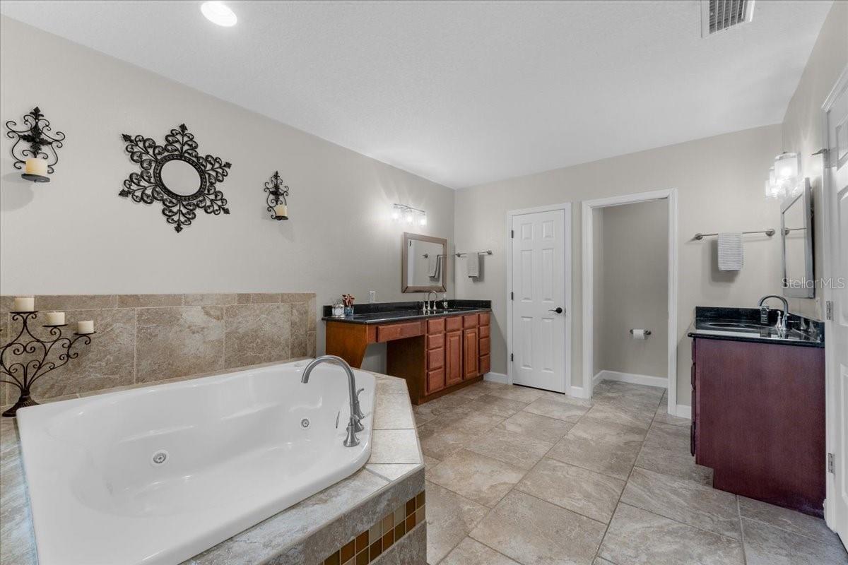 GAINES COVE - Residential