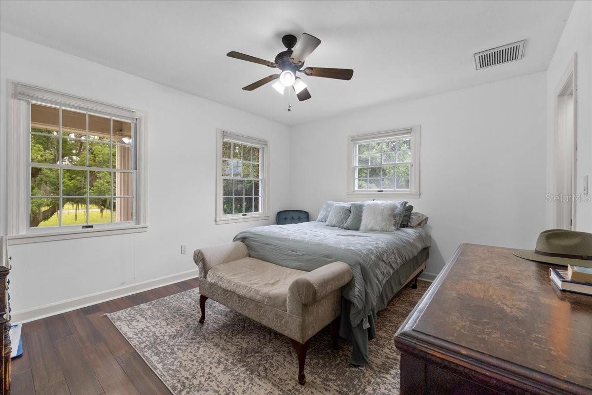 GAINES COVE - Residential