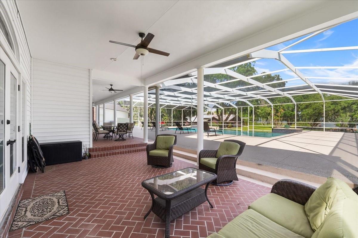 GAINES COVE - Residential