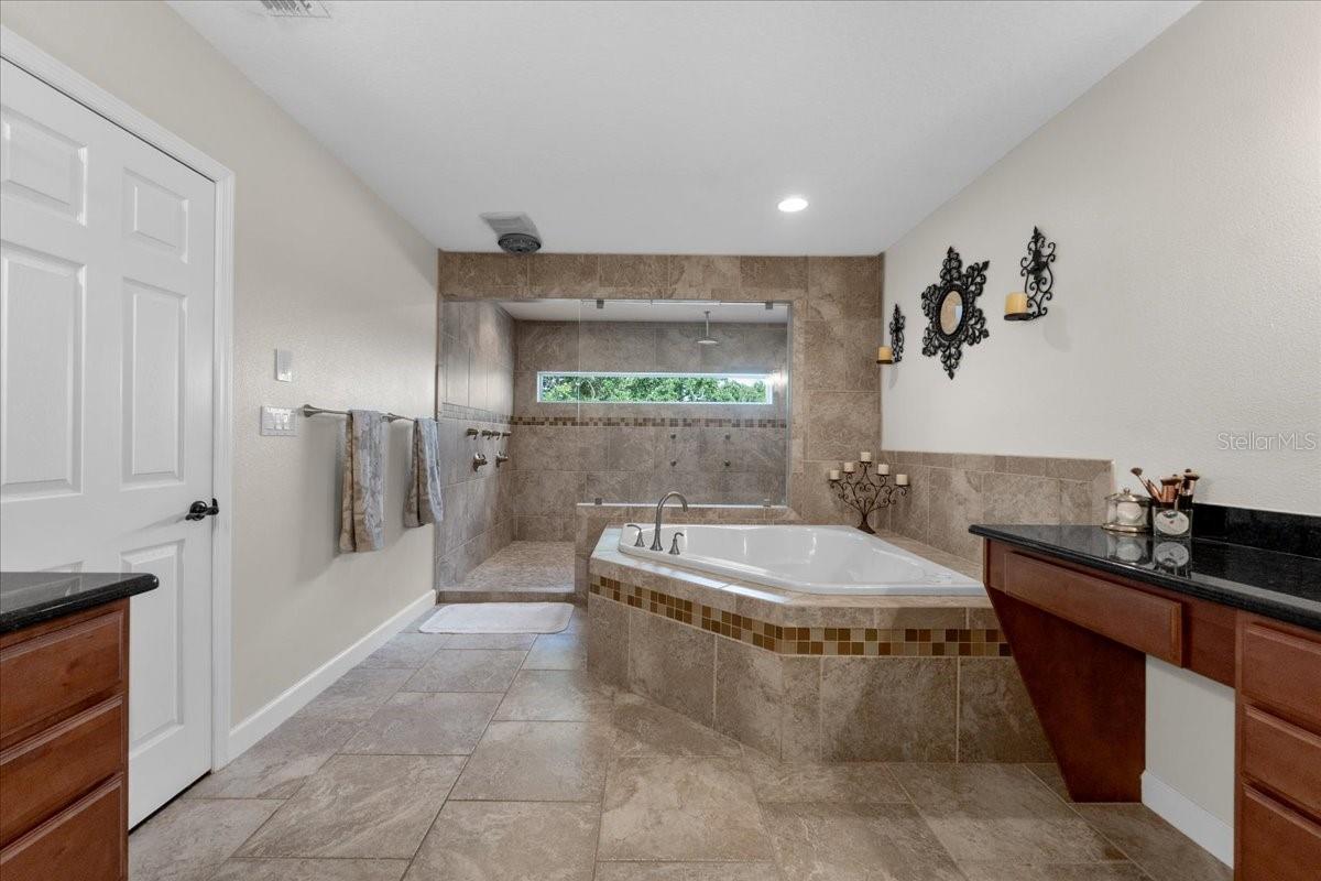 GAINES COVE - Residential