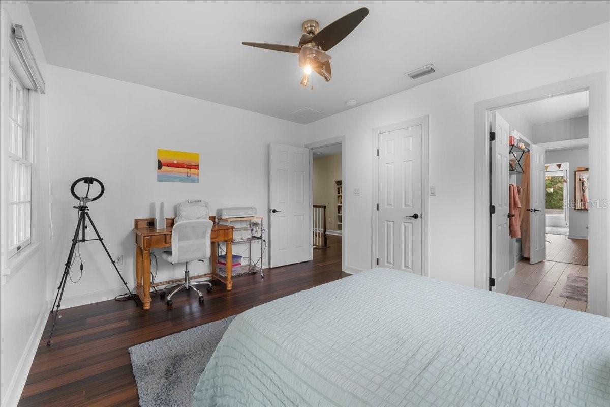 GAINES COVE - Residential