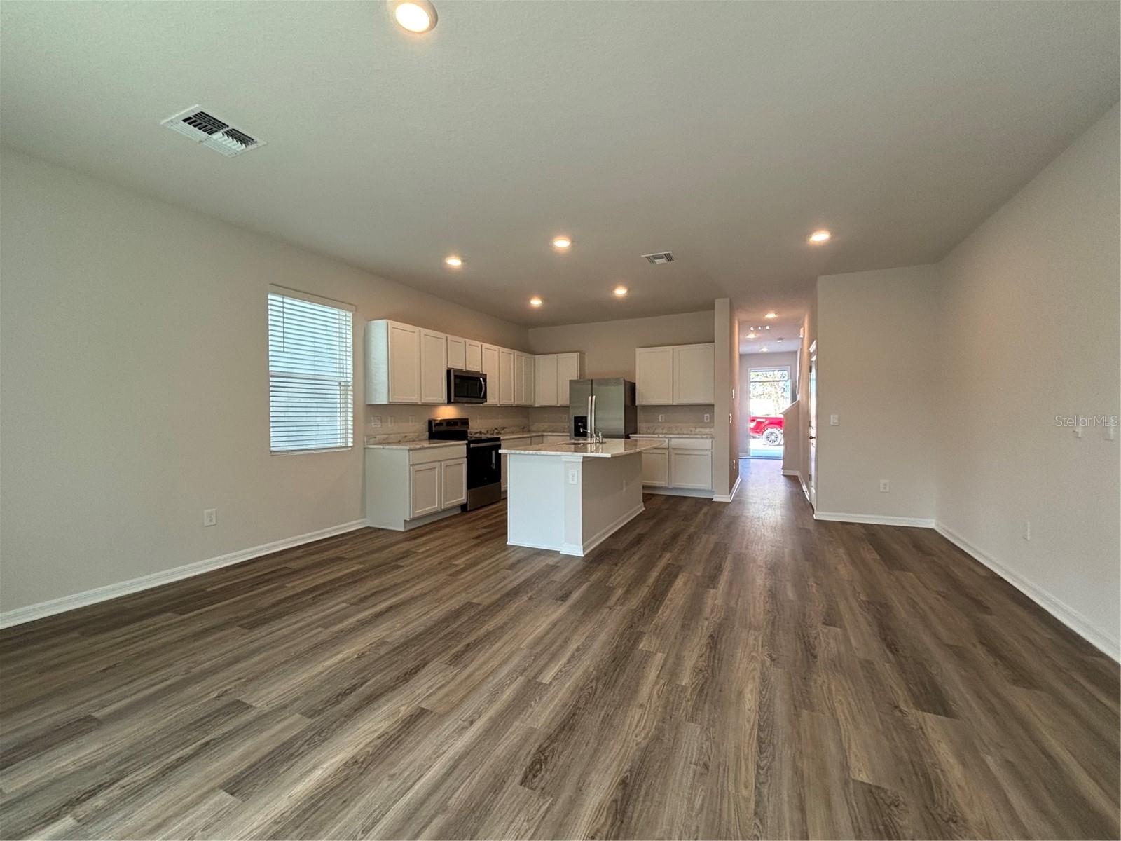 AZALEA SHORES - Residential Lease