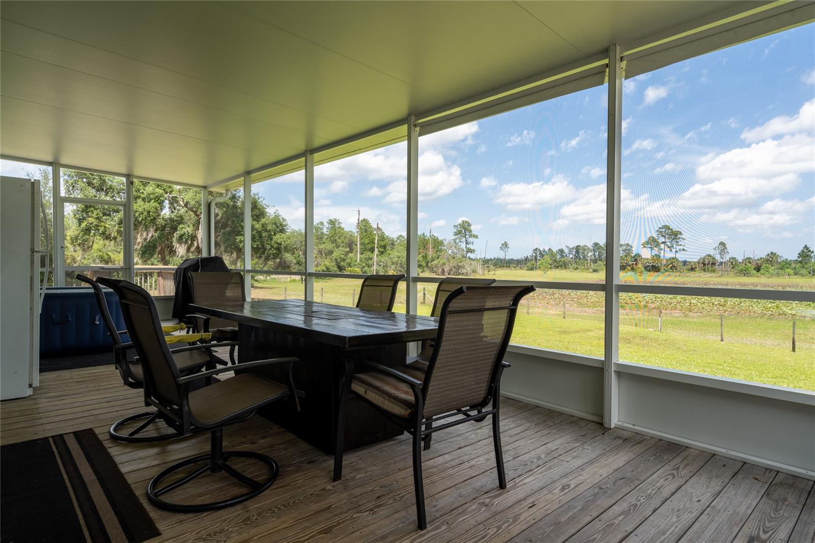 ACREAGE - Residential
