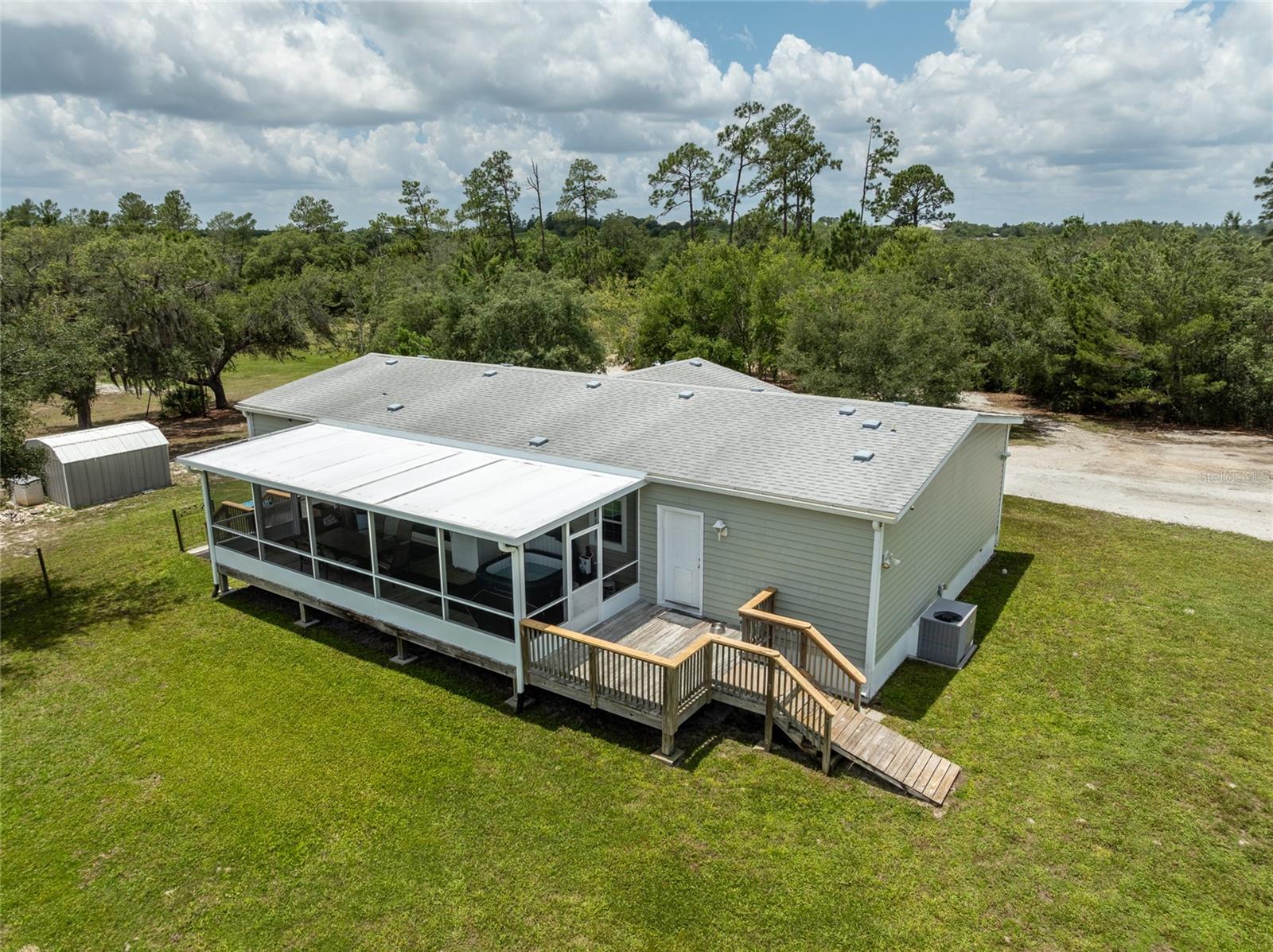 ACREAGE - Residential