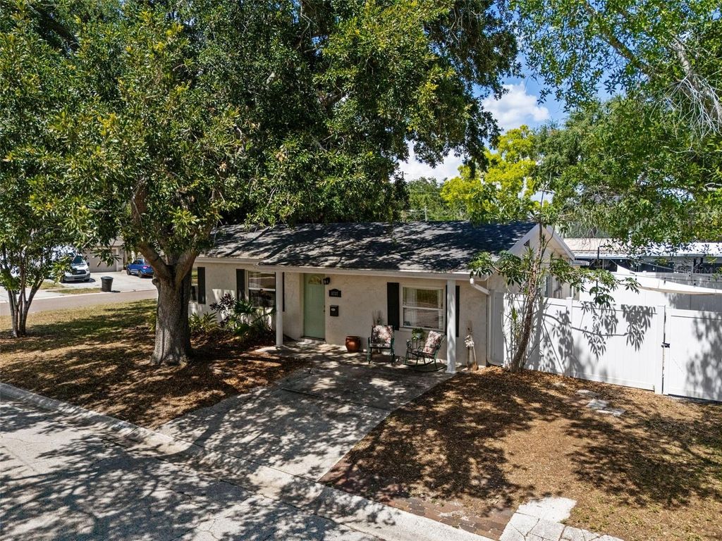 Photo of 6737 Laurel Street N, St Petersburg, FL 33702 (MLS # TB8512603)