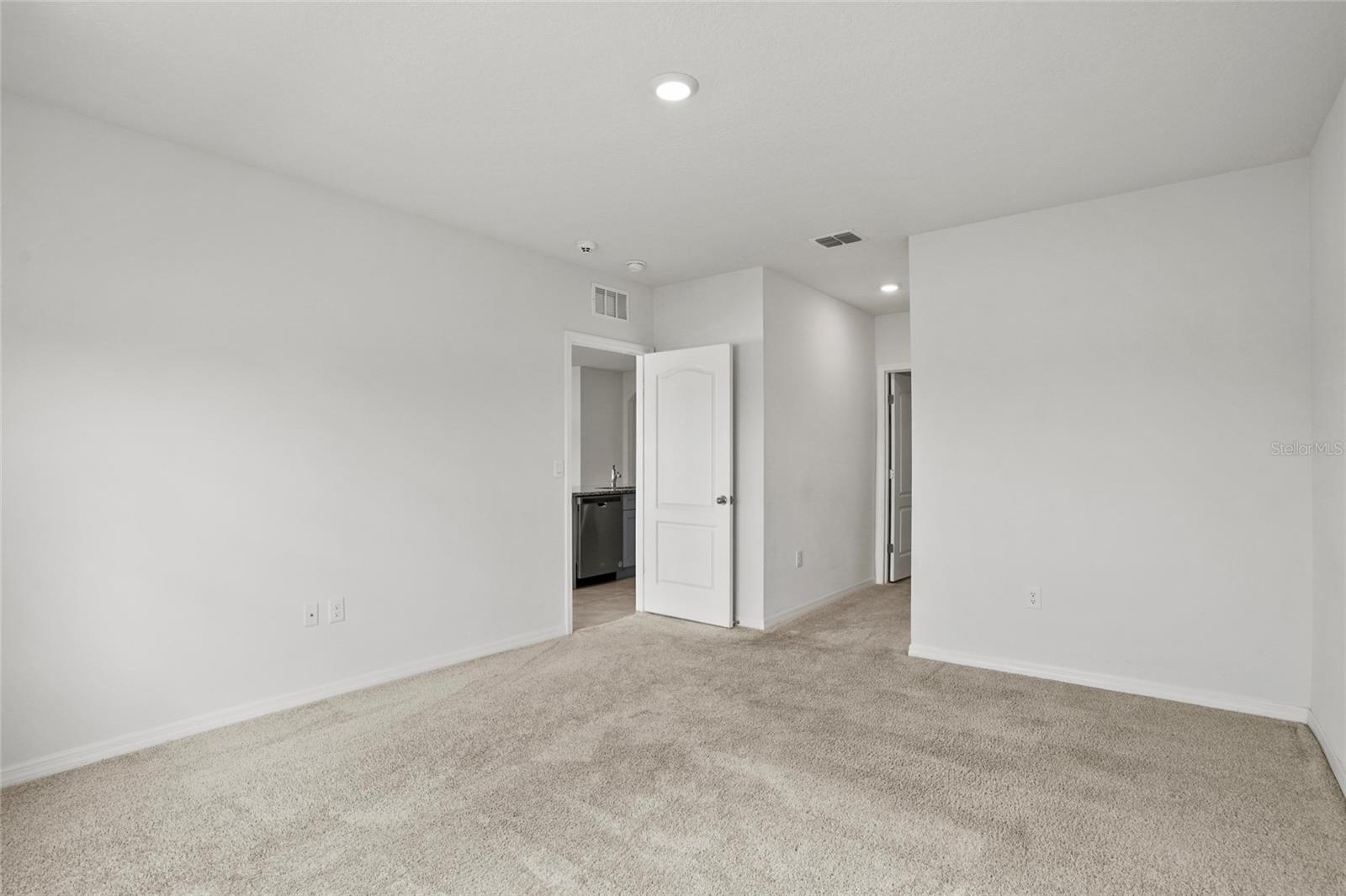 RIVERSTONE PH 5 & 6 - Residential